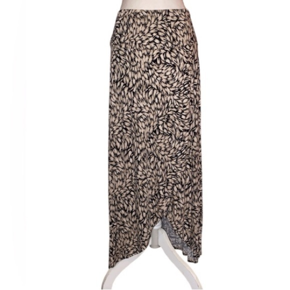 LASCANA Maxi High-Low Wrap Style Skirt in Black and Cream Size 38 EU Size 6 US - Picture 1 of 9